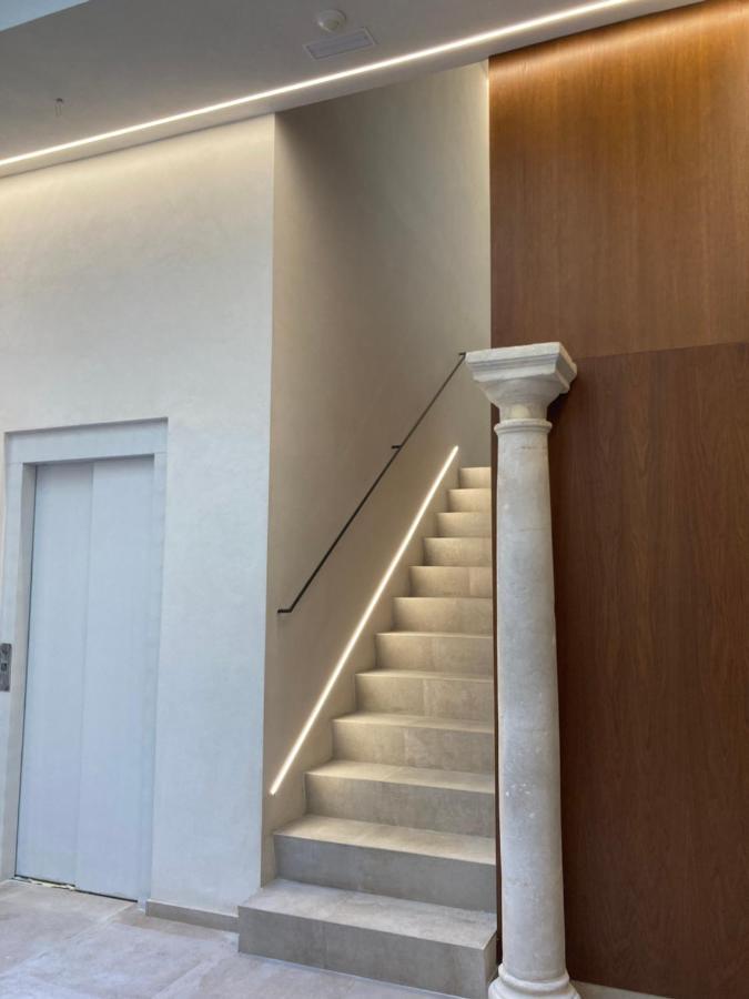 Casa Senorial Del Siglo XVIII Aparthotel เซบีญา ภายนอก รูปภาพ