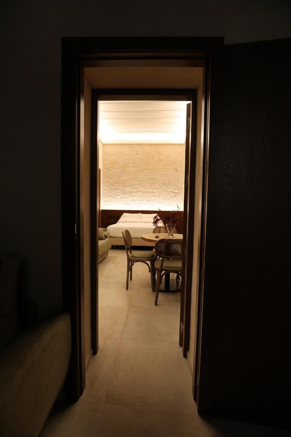 Casa Senorial Del Siglo XVIII Aparthotel เซบีญา ภายนอก รูปภาพ