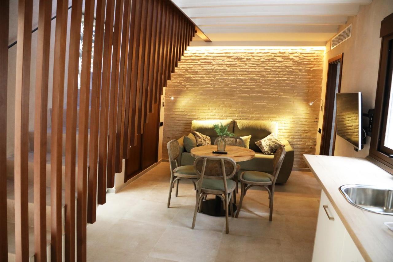 Casa Senorial Del Siglo XVIII Aparthotel เซบีญา ภายนอก รูปภาพ