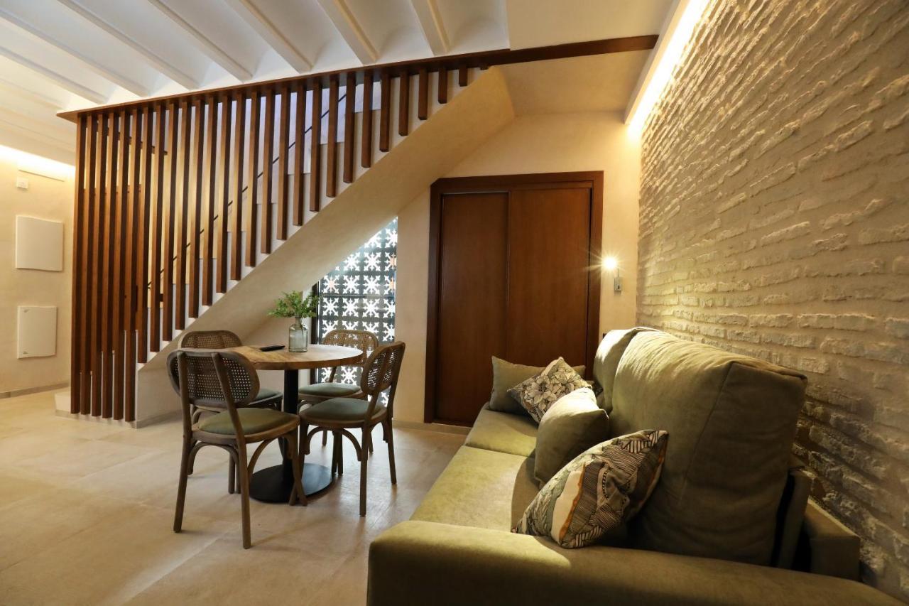 Casa Senorial Del Siglo XVIII Aparthotel เซบีญา ภายนอก รูปภาพ