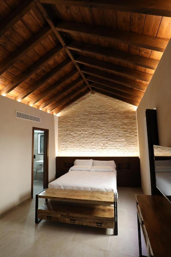 Casa Senorial Del Siglo XVIII Aparthotel เซบีญา ภายนอก รูปภาพ