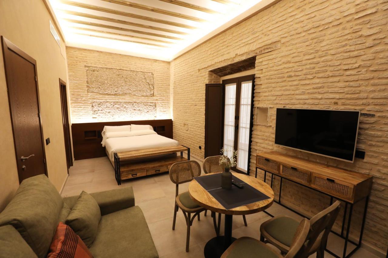 Casa Senorial Del Siglo XVIII Aparthotel เซบีญา ภายนอก รูปภาพ