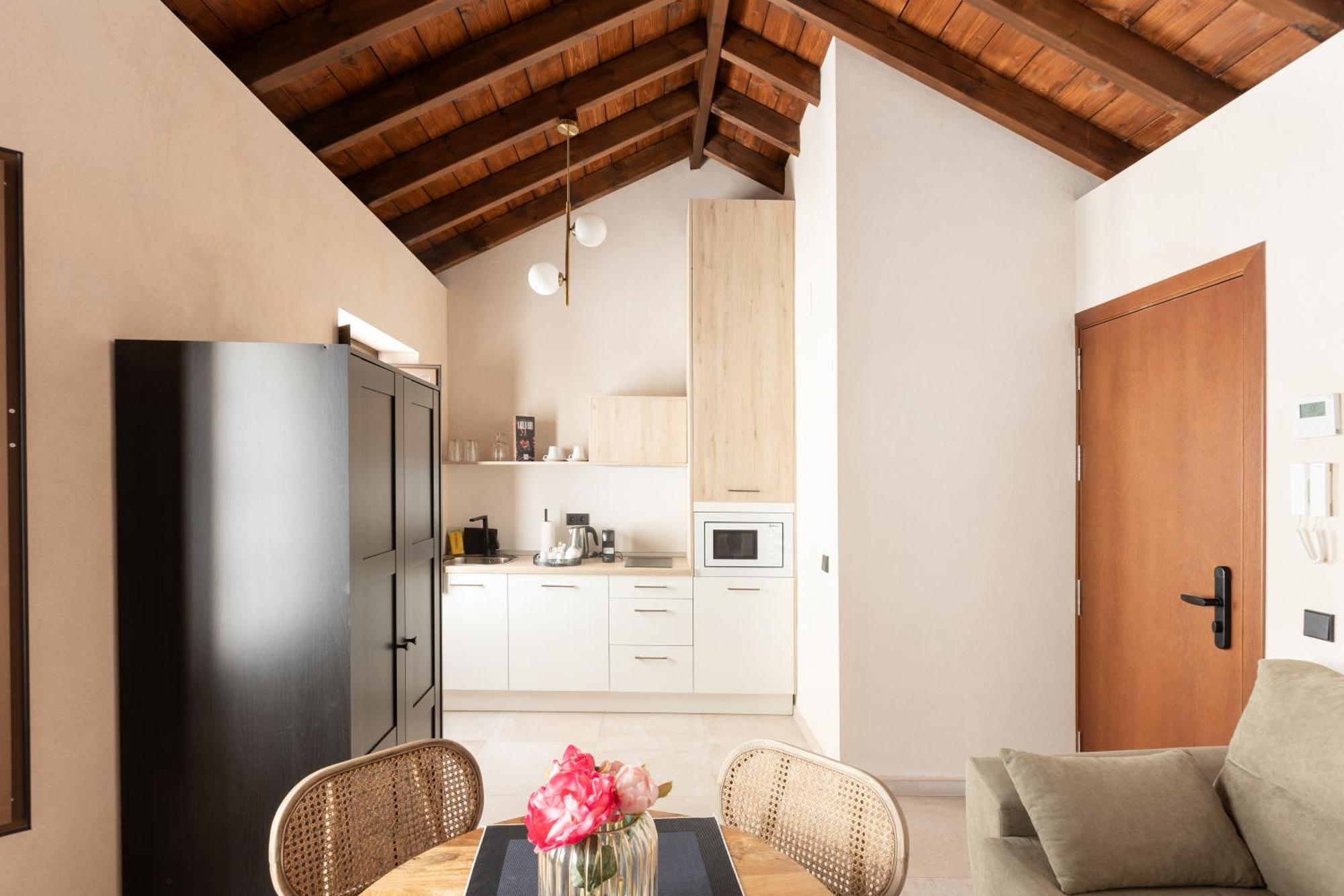 Casa Senorial Del Siglo XVIII Aparthotel เซบีญา ภายนอก รูปภาพ