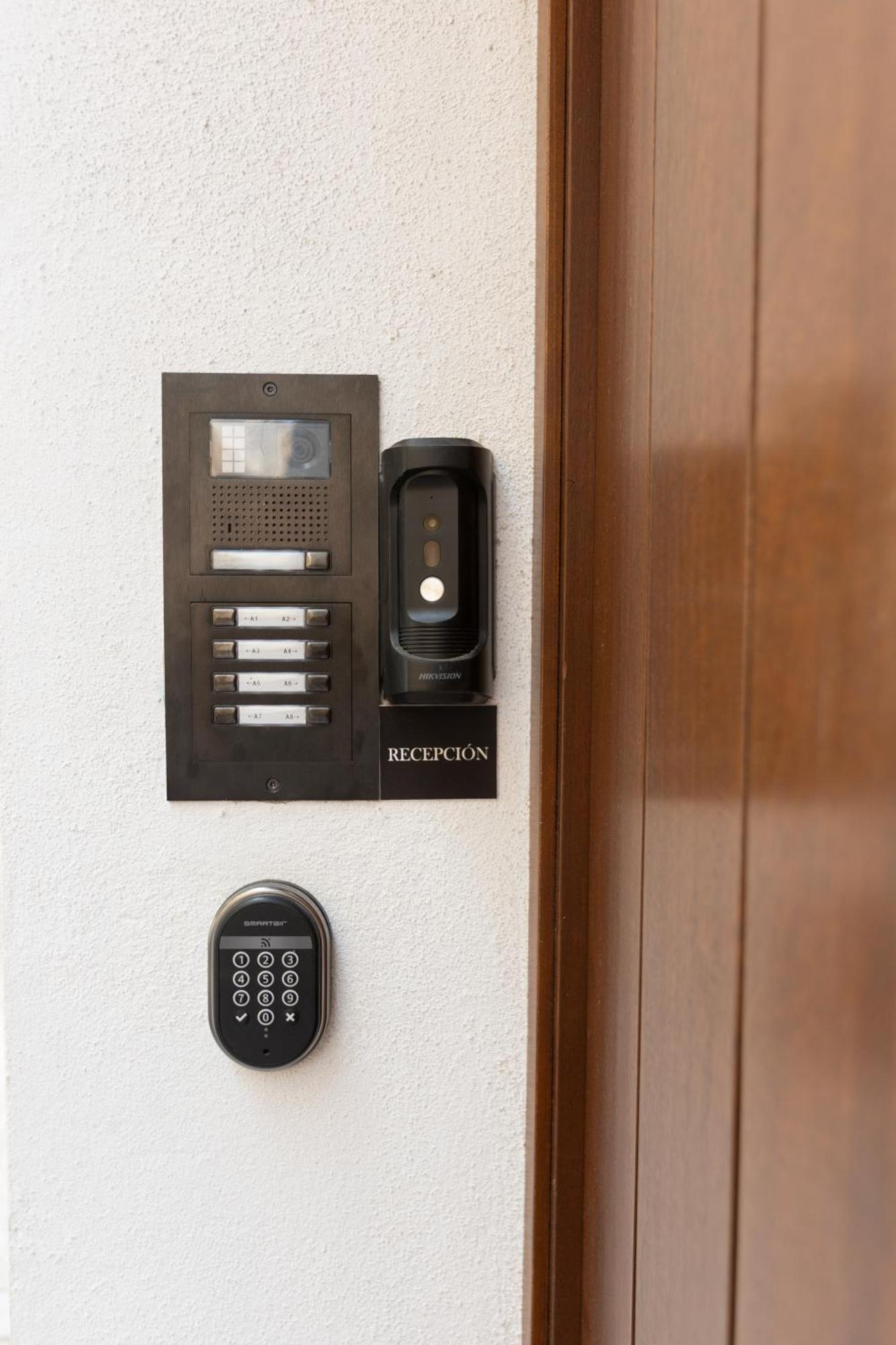 Casa Senorial Del Siglo XVIII Aparthotel เซบีญา ภายนอก รูปภาพ